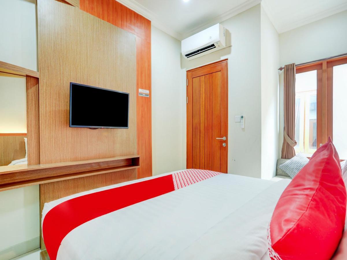Super Oyo Capital O 90291 Vin Stay Petanu Pesanggaran Exterior photo